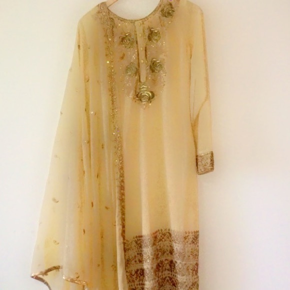 Designer Kurta - Picture 3 of 4